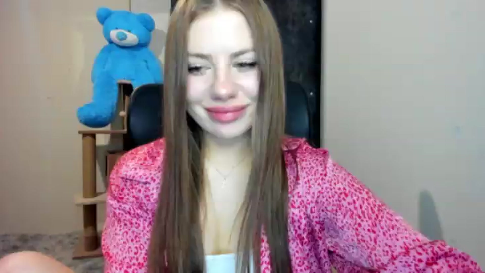 Gallery image thumbnail from FlyingDream's myfreecams stream on, 08/11/2026, 19:43 image 12 of 20