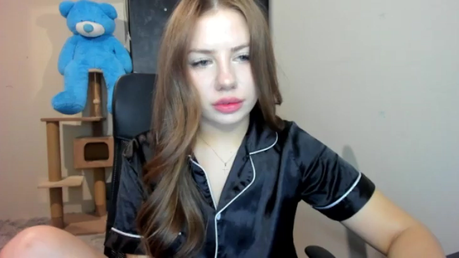 Gallery image thumbnail from FlyingDream's myfreecams stream on, 08/12/2026, 16:52 image 14 of 20