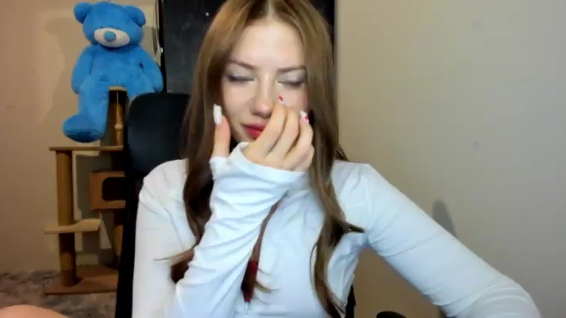 Gallery image thumbnail from FlyingDream's myfreecams stream on, 08/12/2026, 17:50 image 9 of 20