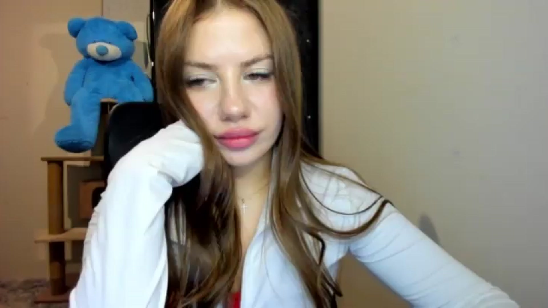 Gallery image thumbnail from FlyingDream's myfreecams stream on, 08/12/2026, 17:50 image 16 of 20