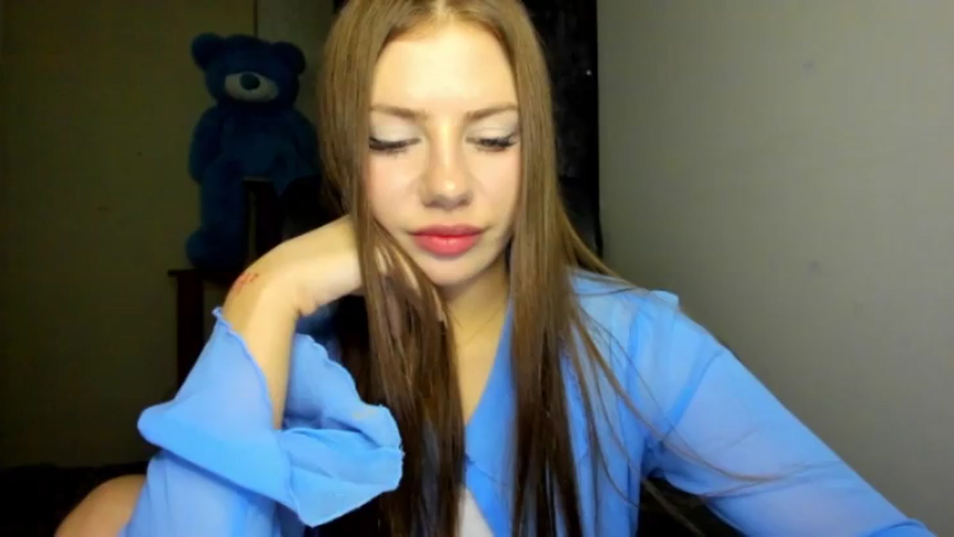 Gallery image thumbnail from FlyingDream's myfreecams stream on, 08/14/2026, 16:25 image 18 of 20