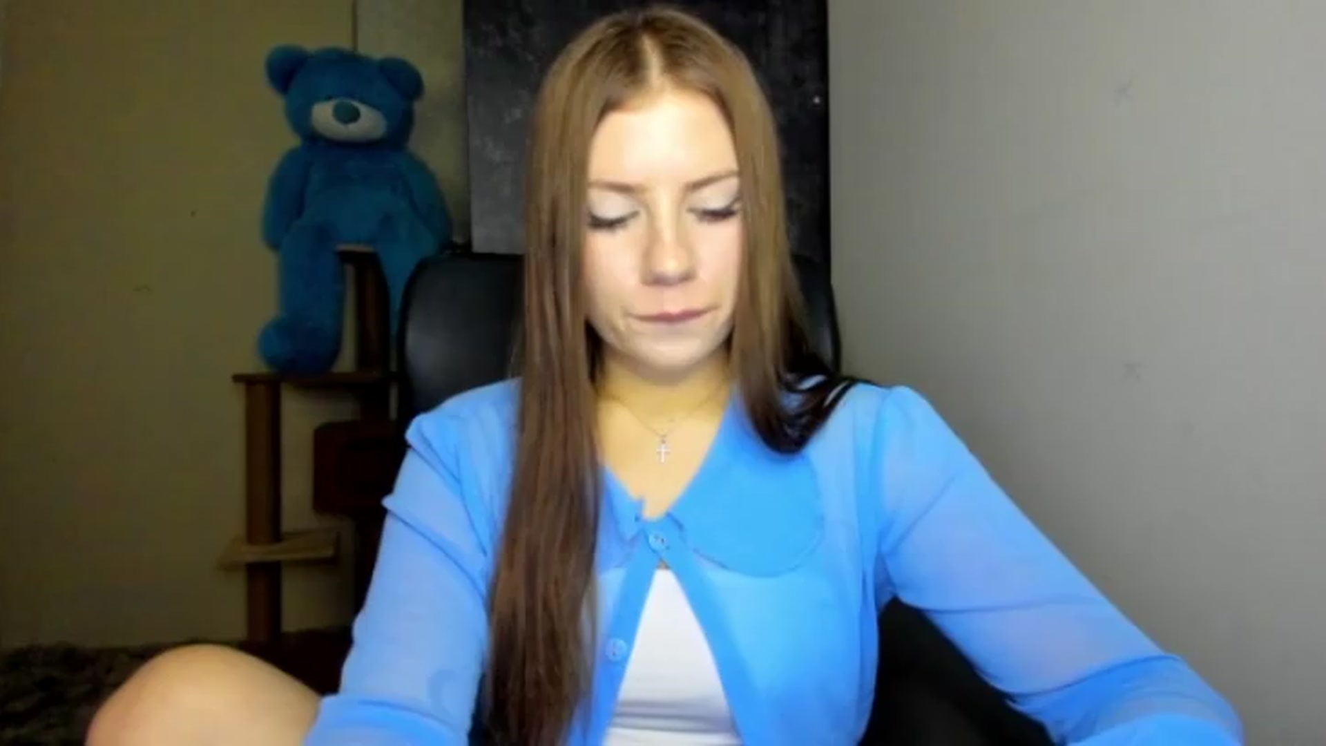 Gallery image thumbnail from FlyingDream's myfreecams stream on, 08/14/2026, 16:25 image 14 of 20