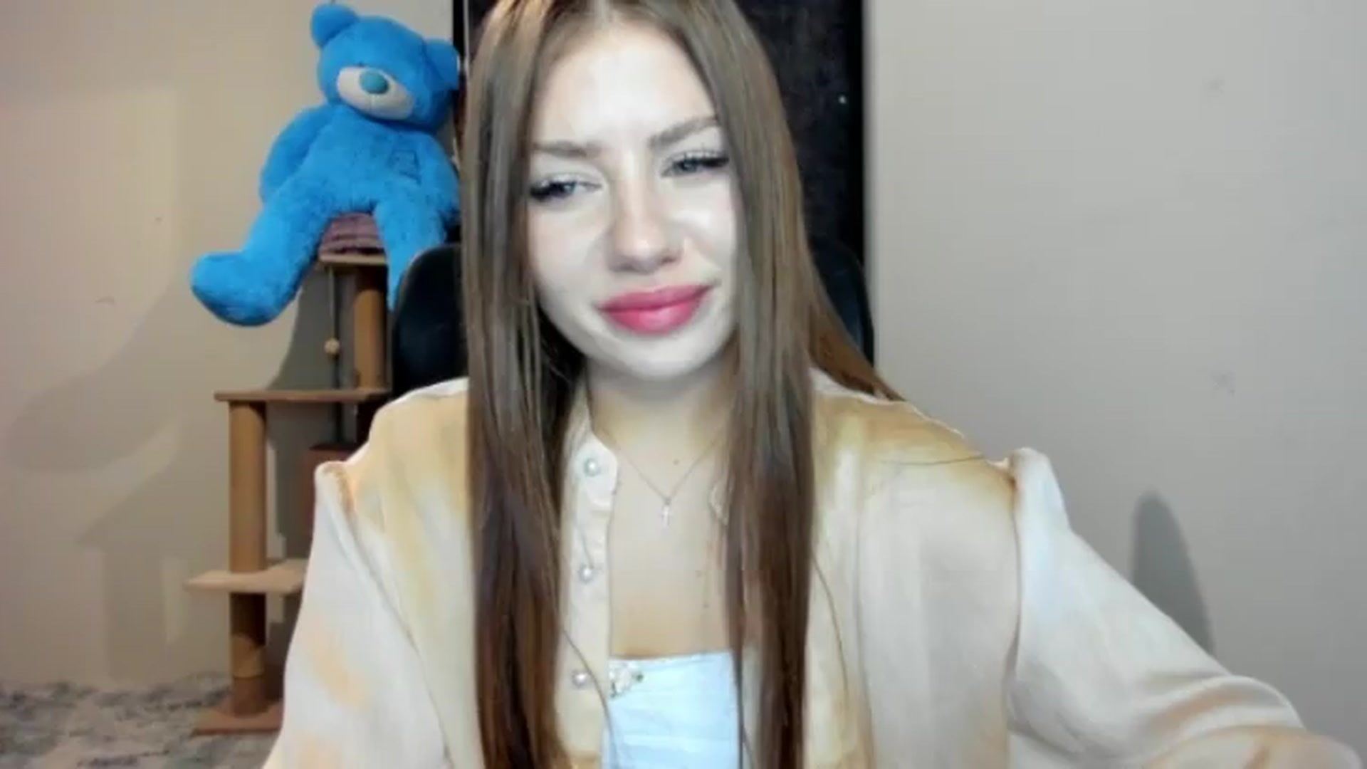 Gallery image thumbnail from FlyingDream's myfreecams stream on, 08/15/2026, 21:24 image 4 of 20