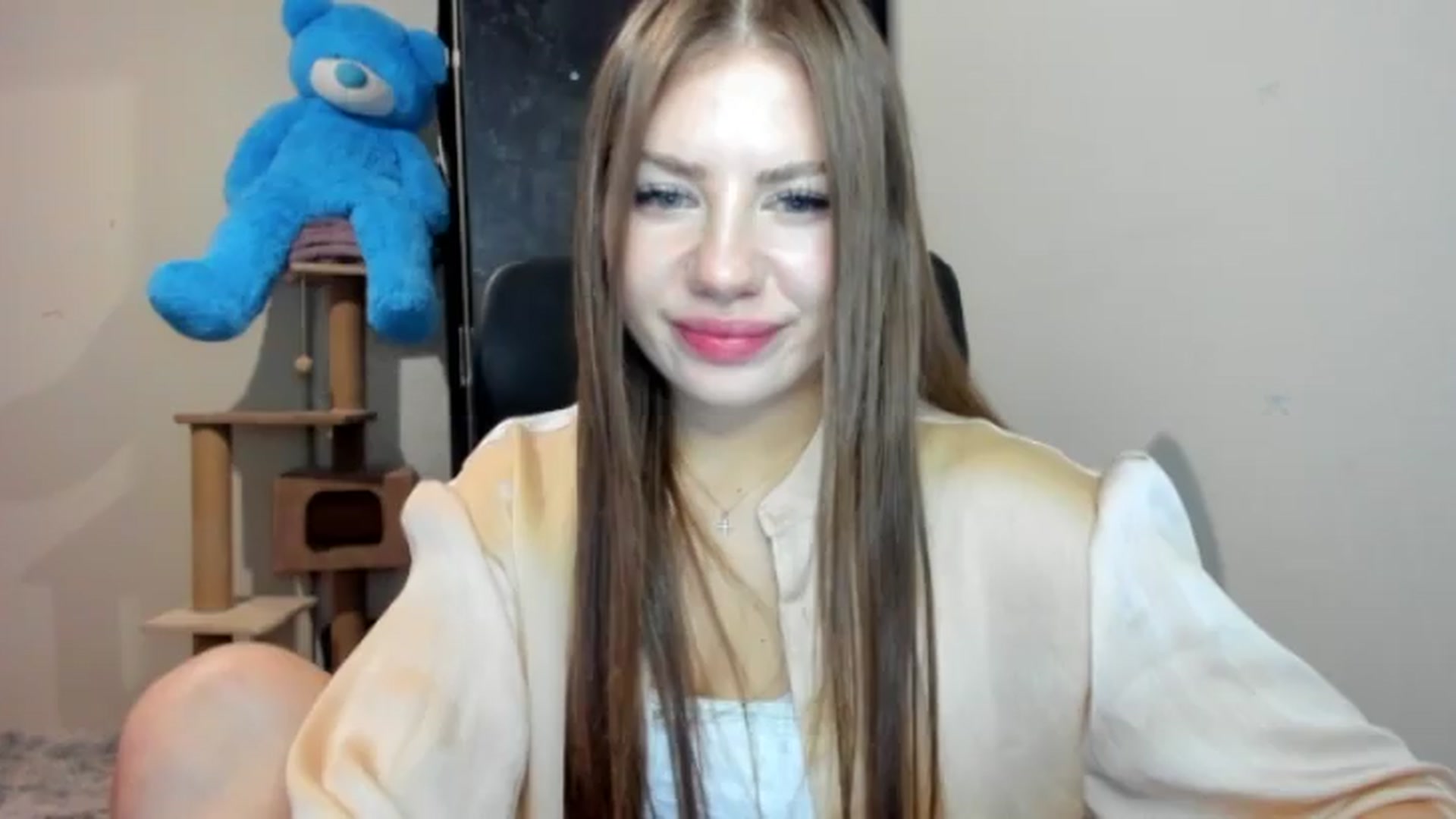 Gallery image thumbnail from FlyingDream's myfreecams stream on, 08/15/2026, 21:24 image 20 of 20