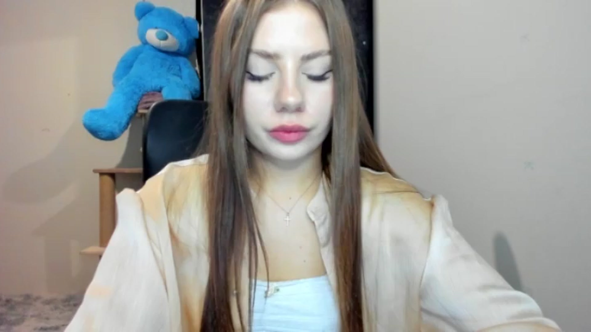 Gallery image thumbnail from FlyingDream's myfreecams stream on, 08/15/2026, 21:24 image 1 of 20