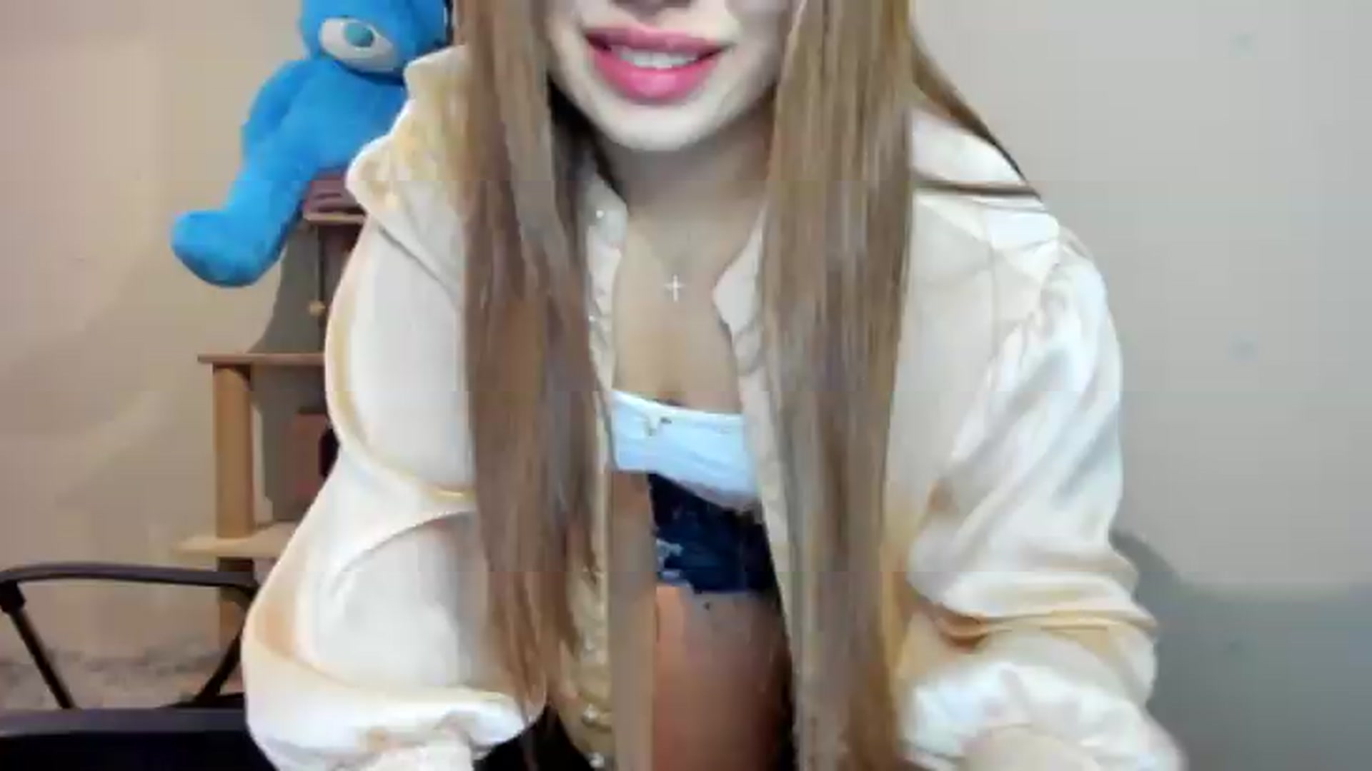 Gallery image thumbnail from FlyingDream's myfreecams stream on, 08/15/2026, 21:24 image 11 of 20