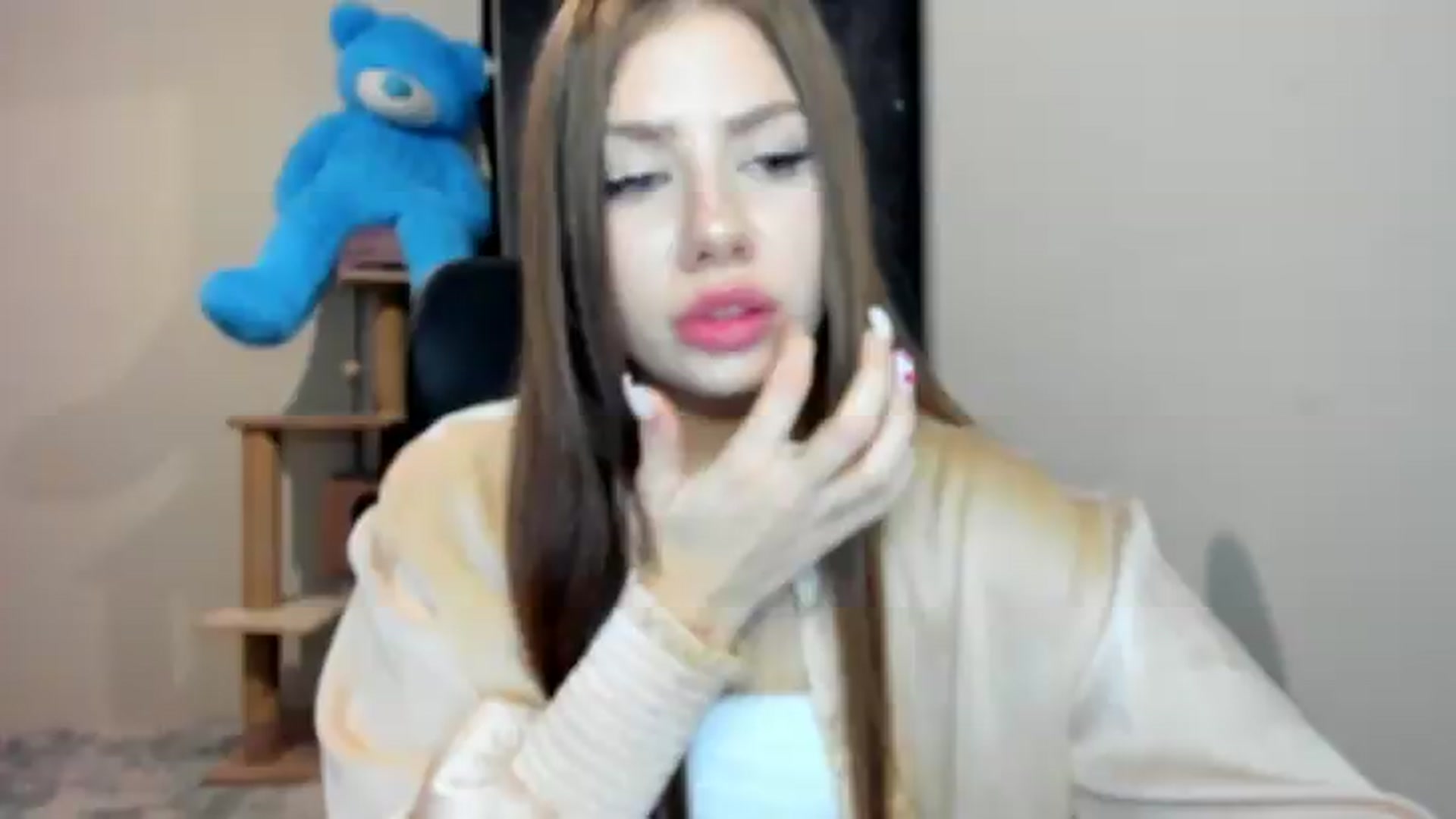 Gallery image thumbnail from FlyingDream's myfreecams stream on, 08/15/2026, 21:24 image 5 of 20