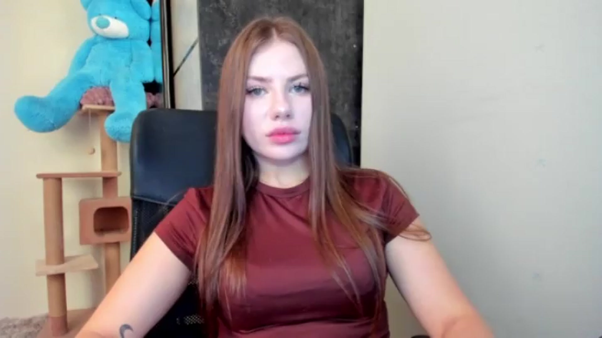 Gallery image thumbnail from FlyingDream's myfreecams stream on, 08/17/2026, 16:04 image 12 of 20