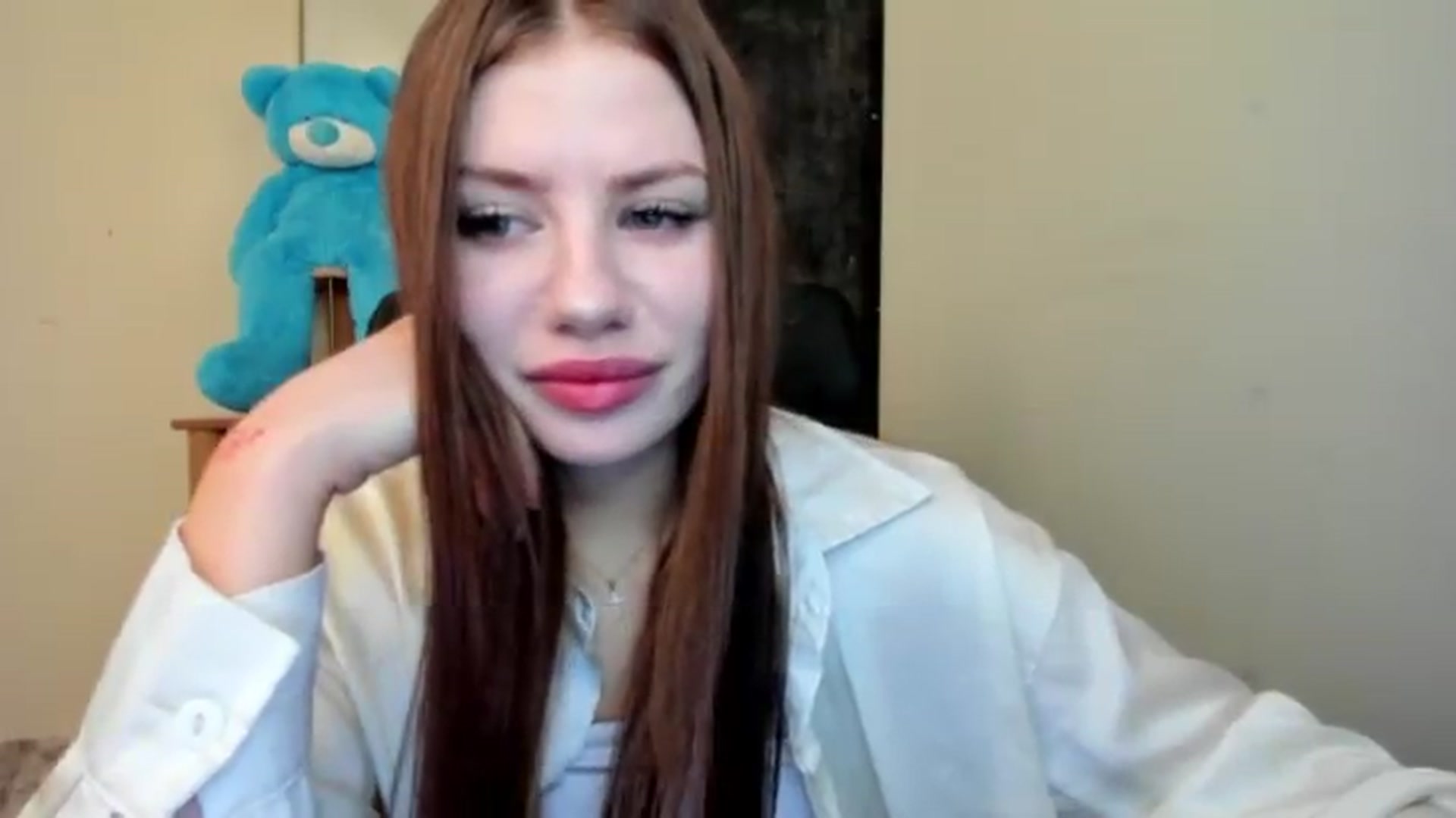 Gallery image thumbnail from FlyingDream's myfreecams stream on, 08/18/2026, 15:00 image 14 of 20
