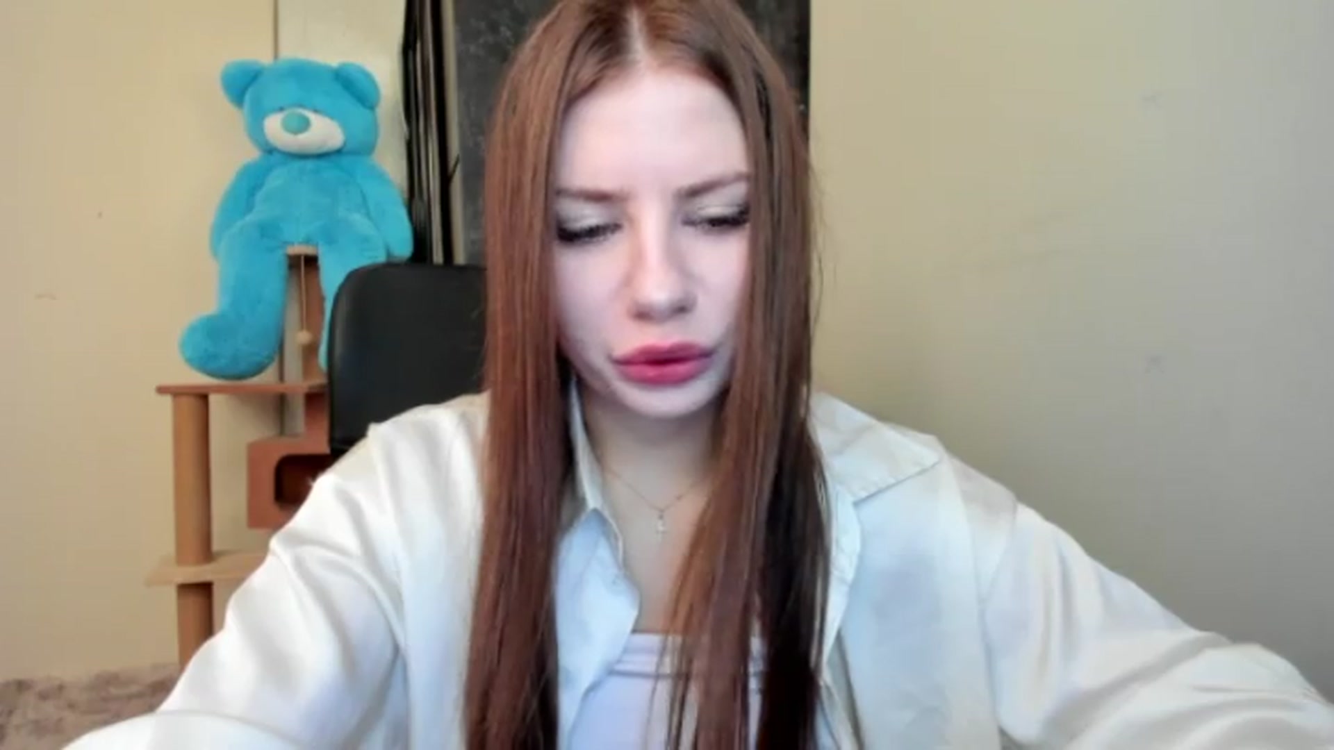 Gallery image thumbnail from FlyingDream's myfreecams stream on, 08/18/2026, 15:00 image 12 of 20
