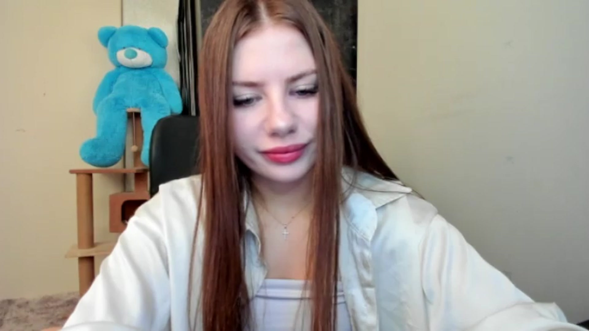 Gallery image thumbnail from FlyingDream's myfreecams stream on, 08/18/2026, 15:00 image 6 of 20
