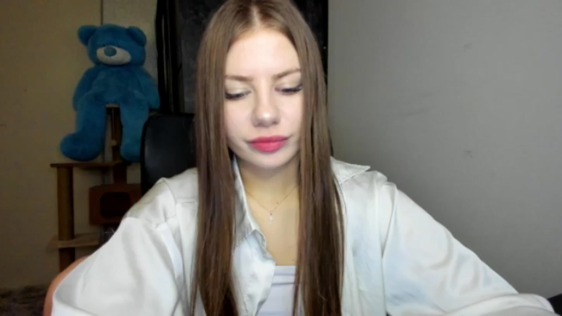 Gallery image thumbnail from FlyingDream's myfreecams stream on, 08/18/2026, 16:05 image 14 of 20