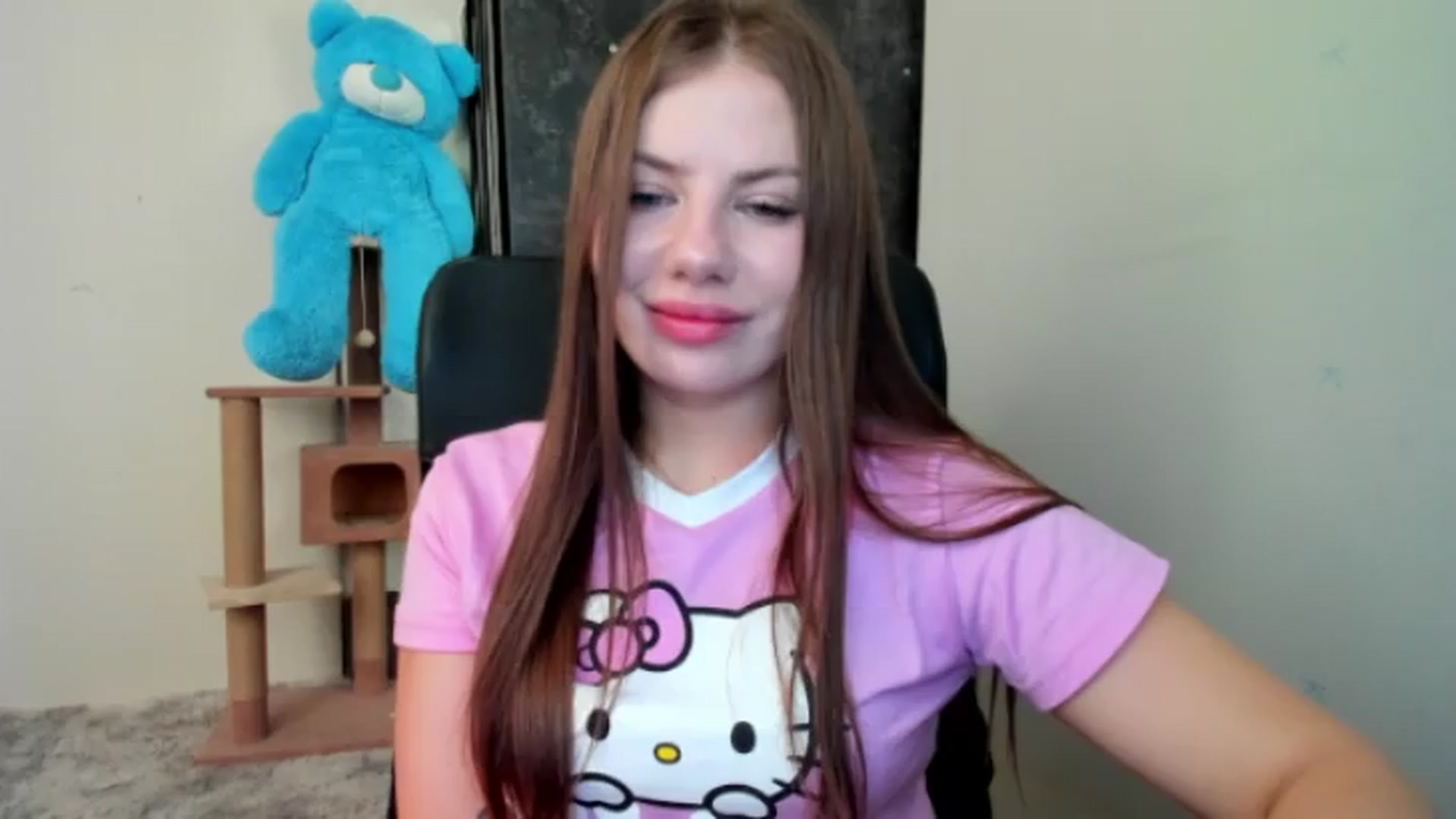 Gallery image thumbnail from FlyingDream's myfreecams stream on, 08/20/2026, 16:16 image 5 of 20