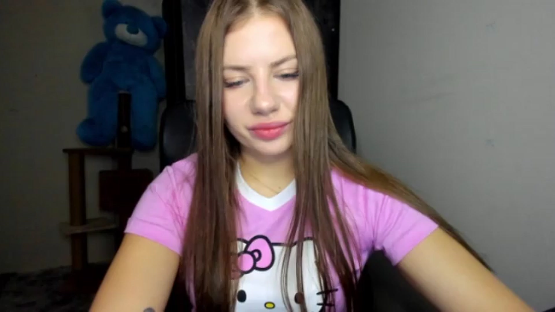 Gallery image thumbnail from FlyingDream's myfreecams stream on, 08/20/2026, 16:16 image 20 of 20