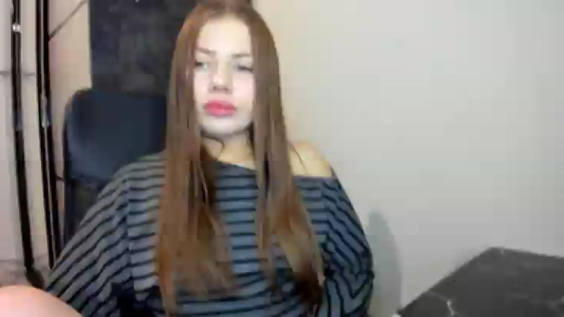 Gallery image thumbnail from FlyingDream's myfreecams stream on, 08/21/2026, 19:31 image 4 of 20