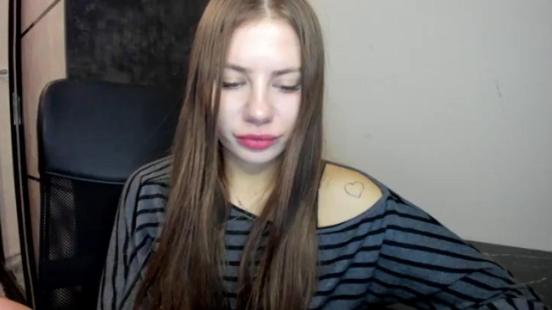 Gallery image thumbnail from FlyingDream's myfreecams stream on, 08/21/2026, 19:31 image 20 of 20