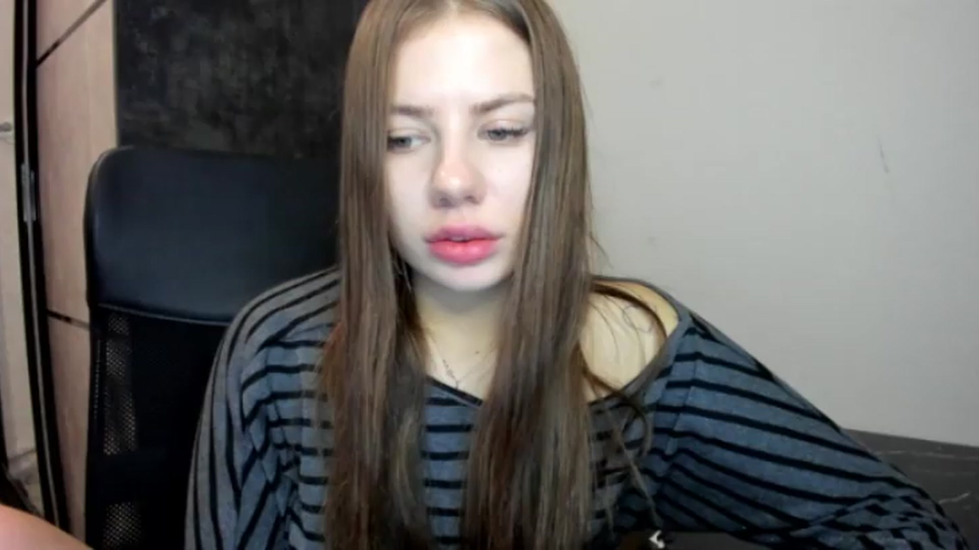Gallery image thumbnail from FlyingDream's myfreecams stream on, 08/21/2026, 19:54 image 10 of 20