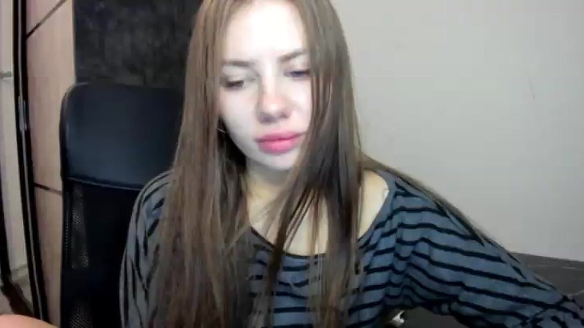 Gallery image thumbnail from FlyingDream's myfreecams stream on, 08/21/2026, 20:54 image 10 of 20