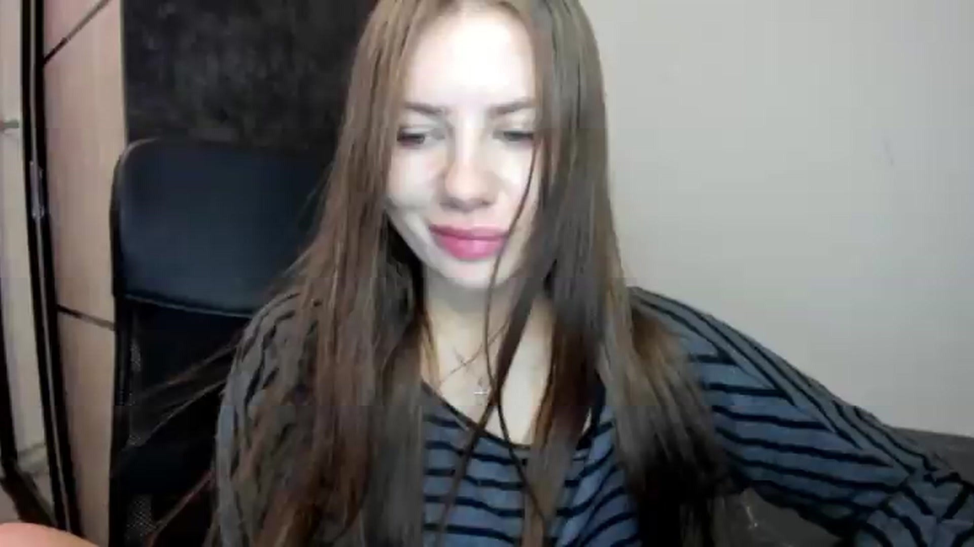 Gallery image thumbnail from FlyingDream's myfreecams stream on, 08/21/2026, 20:54 image 16 of 20