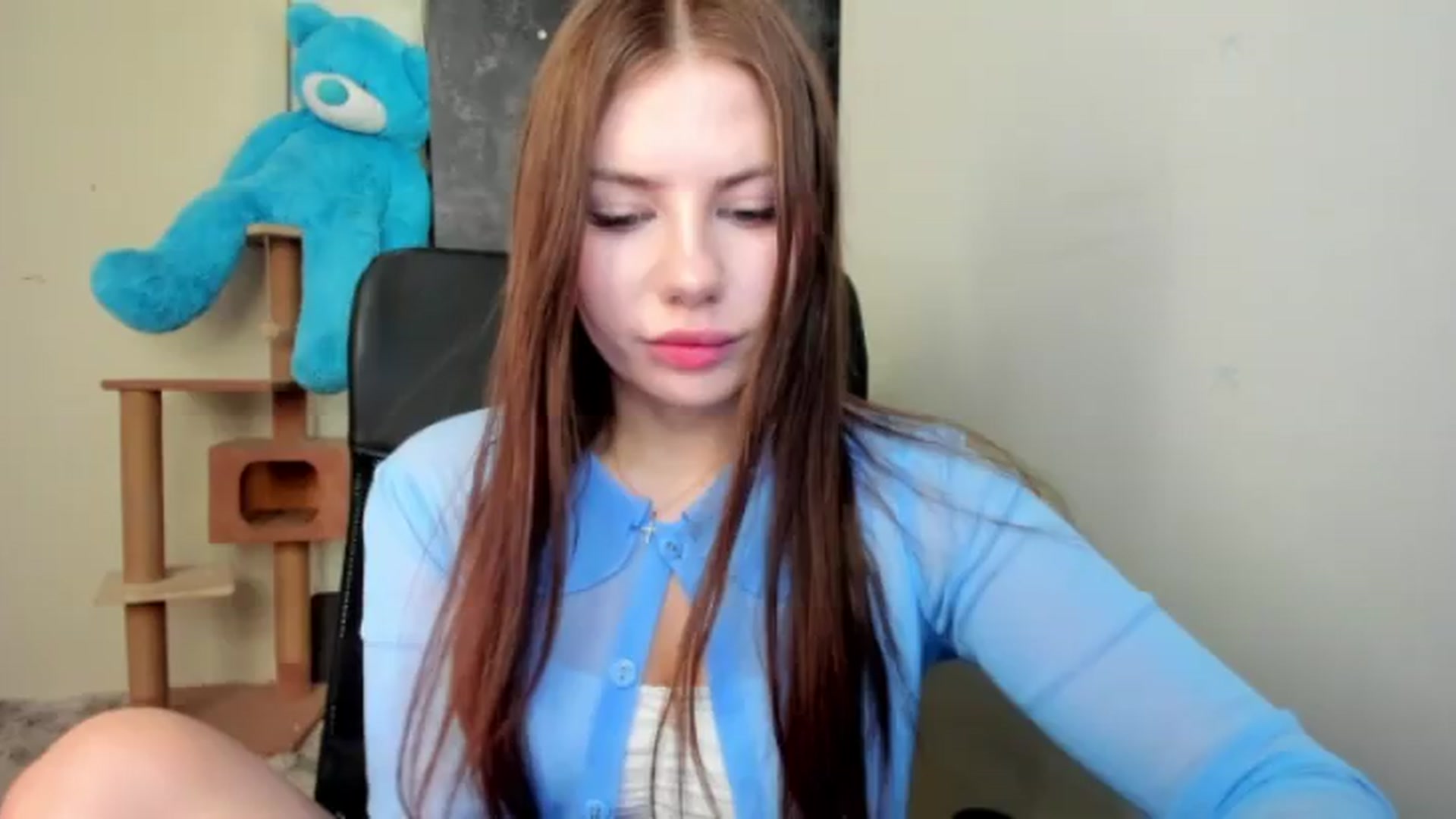 Gallery image thumbnail from FlyingDream's myfreecams stream on, 08/23/2026, 12:19 image 10 of 20