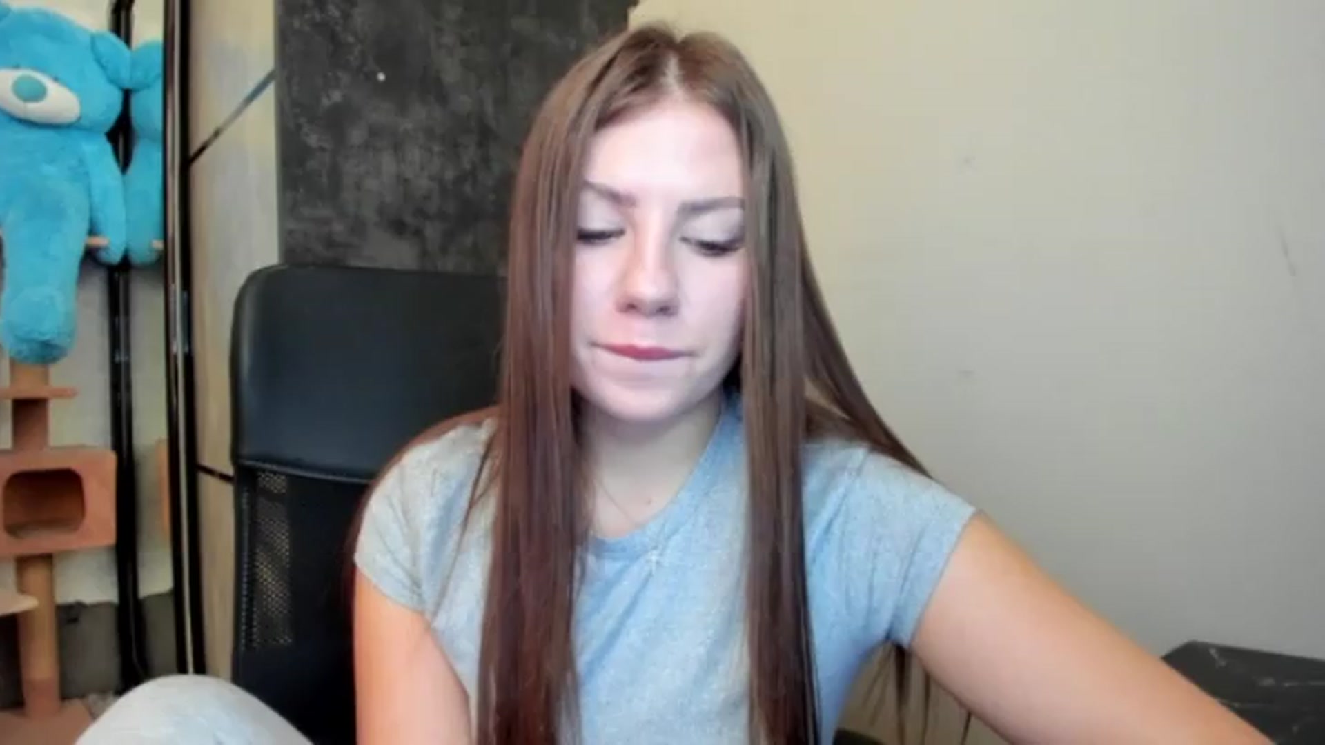 Gallery image thumbnail from FlyingDream's myfreecams stream on, 08/24/2026, 15:52 image 10 of 20