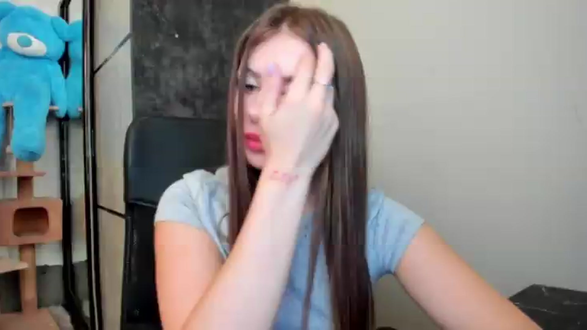 Gallery image thumbnail from FlyingDream's myfreecams stream on, 08/24/2026, 15:52 image 3 of 20