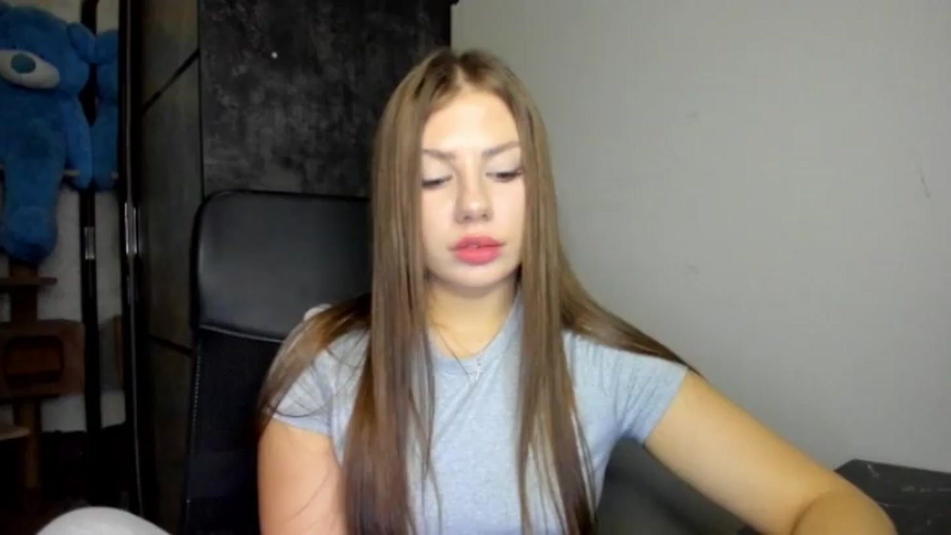 Gallery image thumbnail from FlyingDream's myfreecams stream on, 08/24/2026, 16:09 image 15 of 20