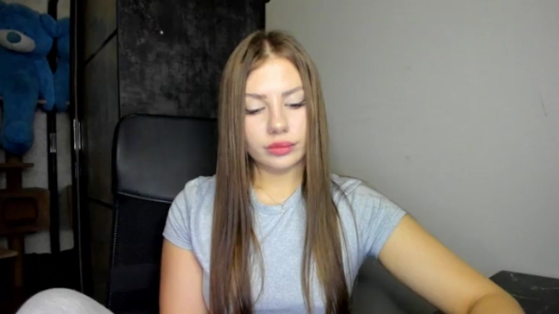 Gallery image thumbnail from FlyingDream's myfreecams stream on, 08/24/2026, 16:09 image 17 of 20