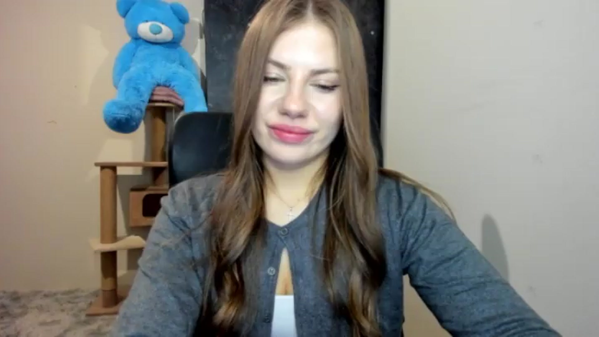 Gallery image thumbnail from FlyingDream's myfreecams stream on, 08/25/2026, 20:26 image 5 of 20