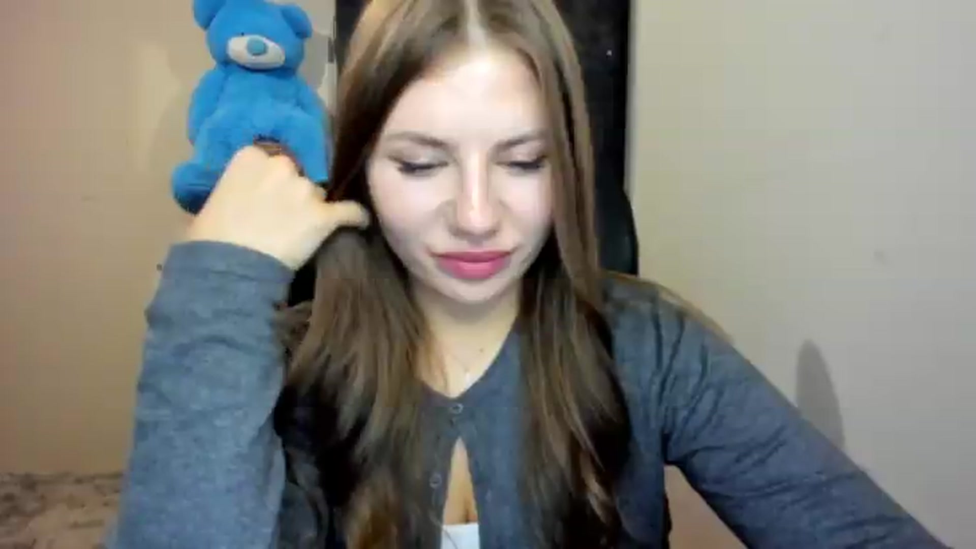 Gallery image thumbnail from FlyingDream's myfreecams stream on, 08/25/2026, 20:26 image 17 of 20