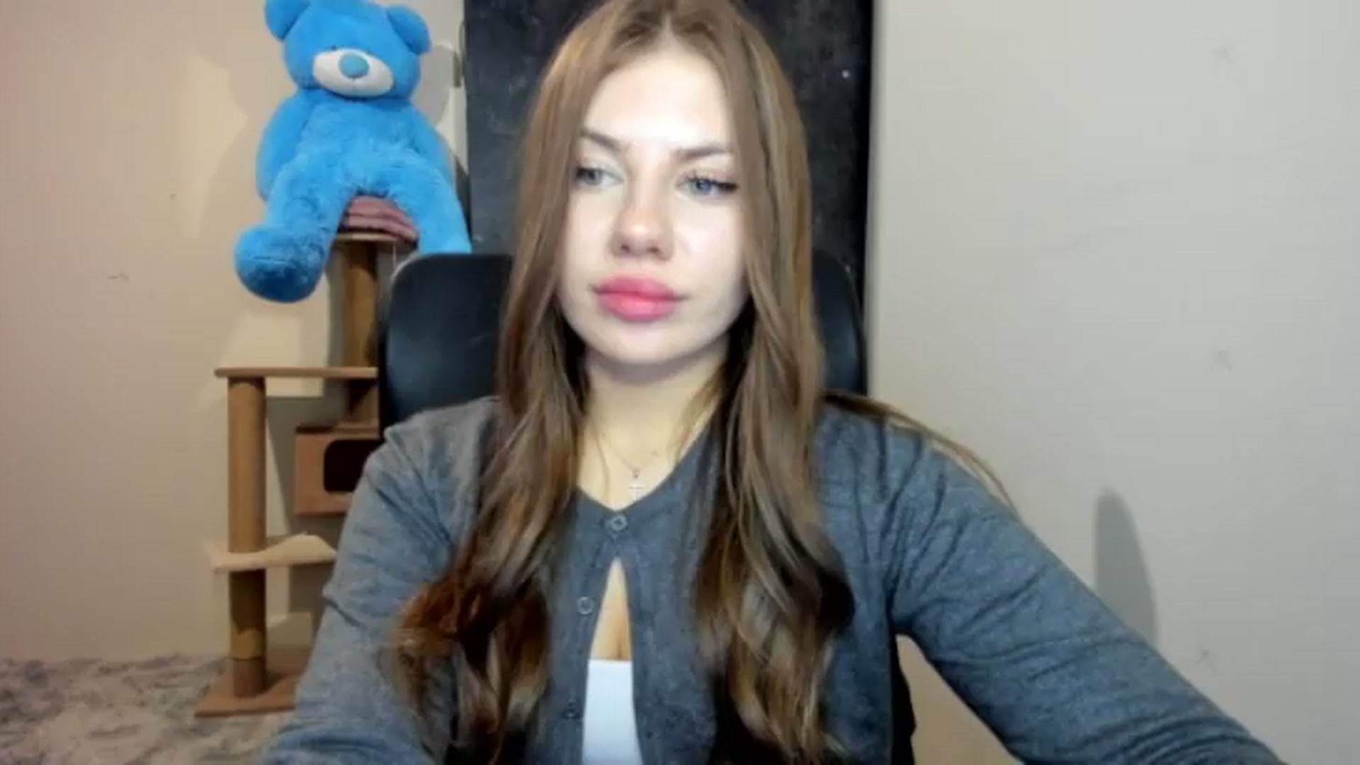 Gallery image thumbnail from FlyingDream's myfreecams stream on, 08/25/2026, 20:26 image 6 of 20