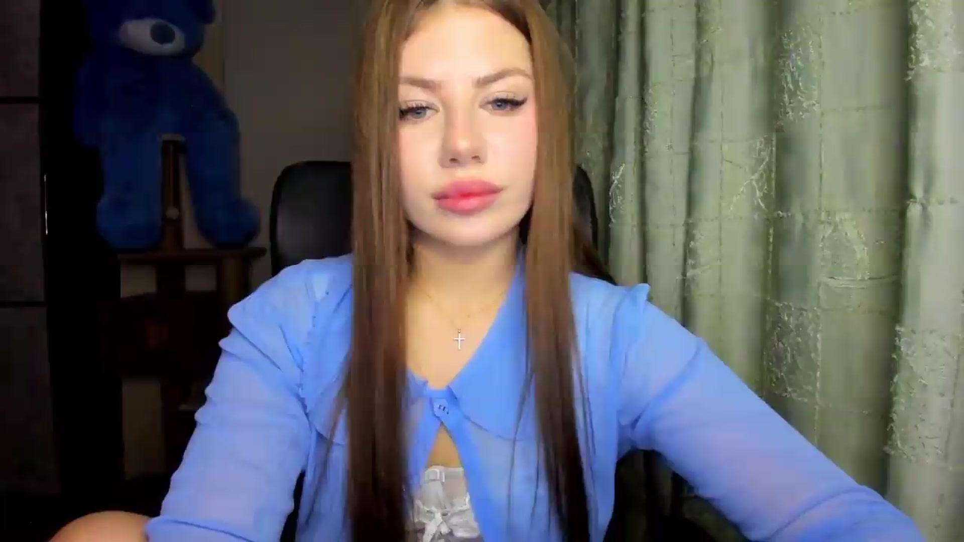 Gallery image thumbnail from FlyingDream's myfreecams stream on, 08/31/2026, 16:48 image 18 of 20