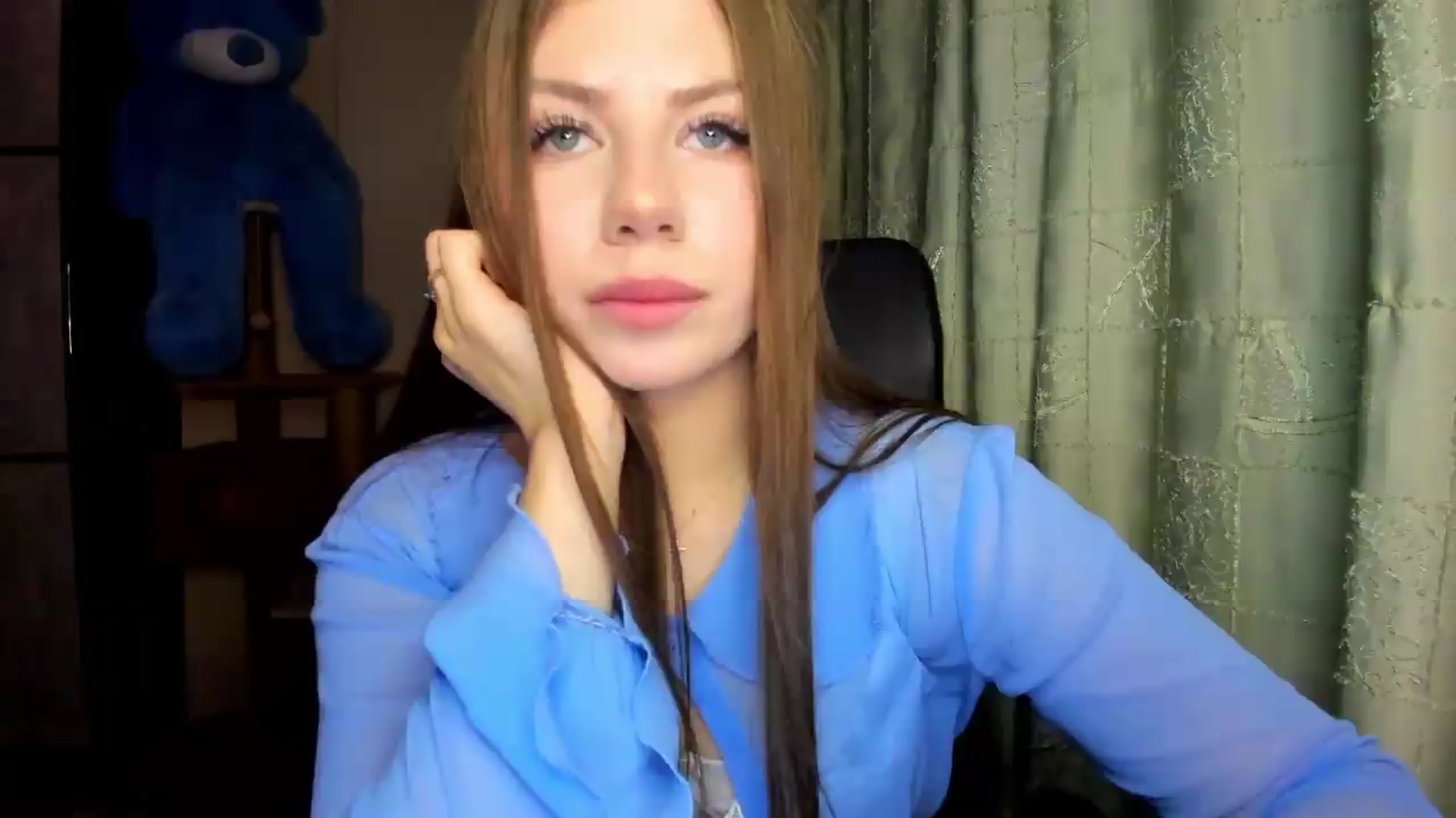 Gallery image thumbnail from FlyingDream's myfreecams stream on, 08/31/2026, 16:48 image 14 of 20