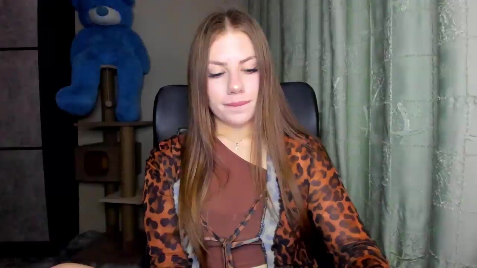 Gallery image thumbnail from FlyingDream's myfreecams stream on, 09/02/2026, 16:35 image 17 of 20