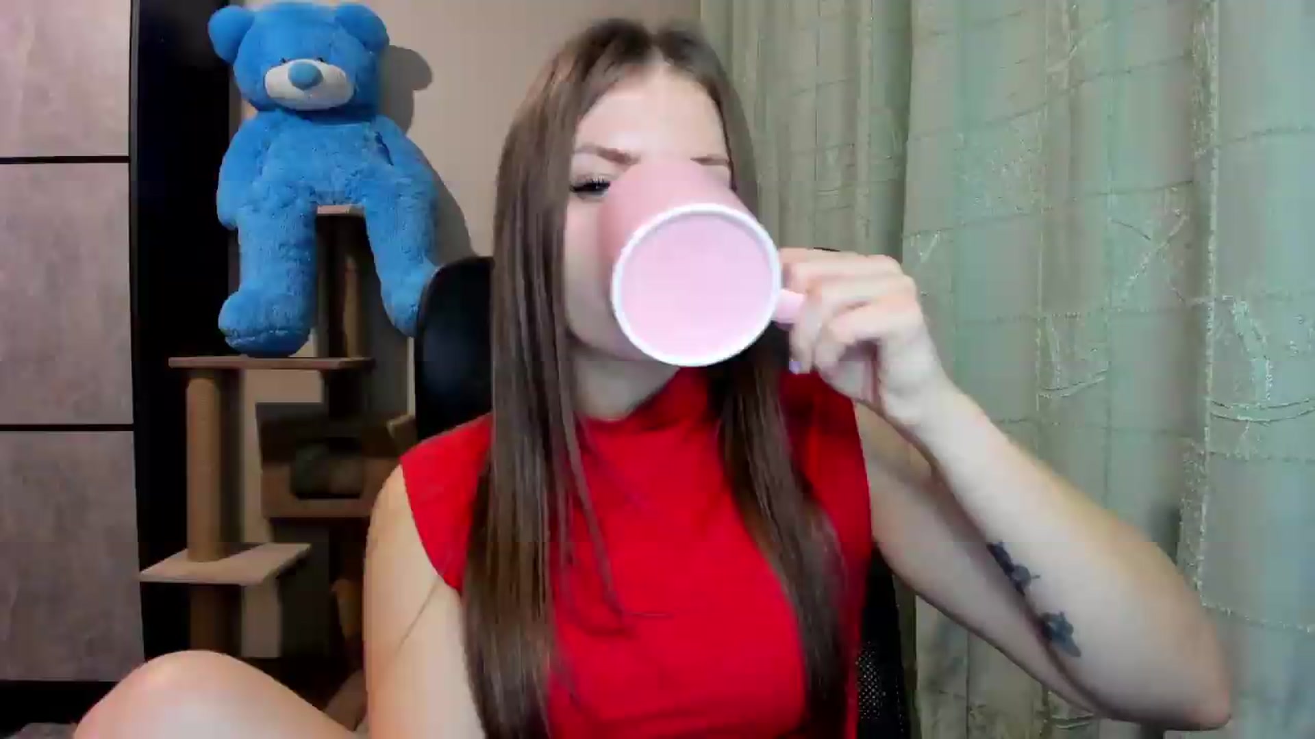 Gallery image thumbnail from FlyingDream's myfreecams stream on, 09/05/2026, 19:24 image 19 of 20