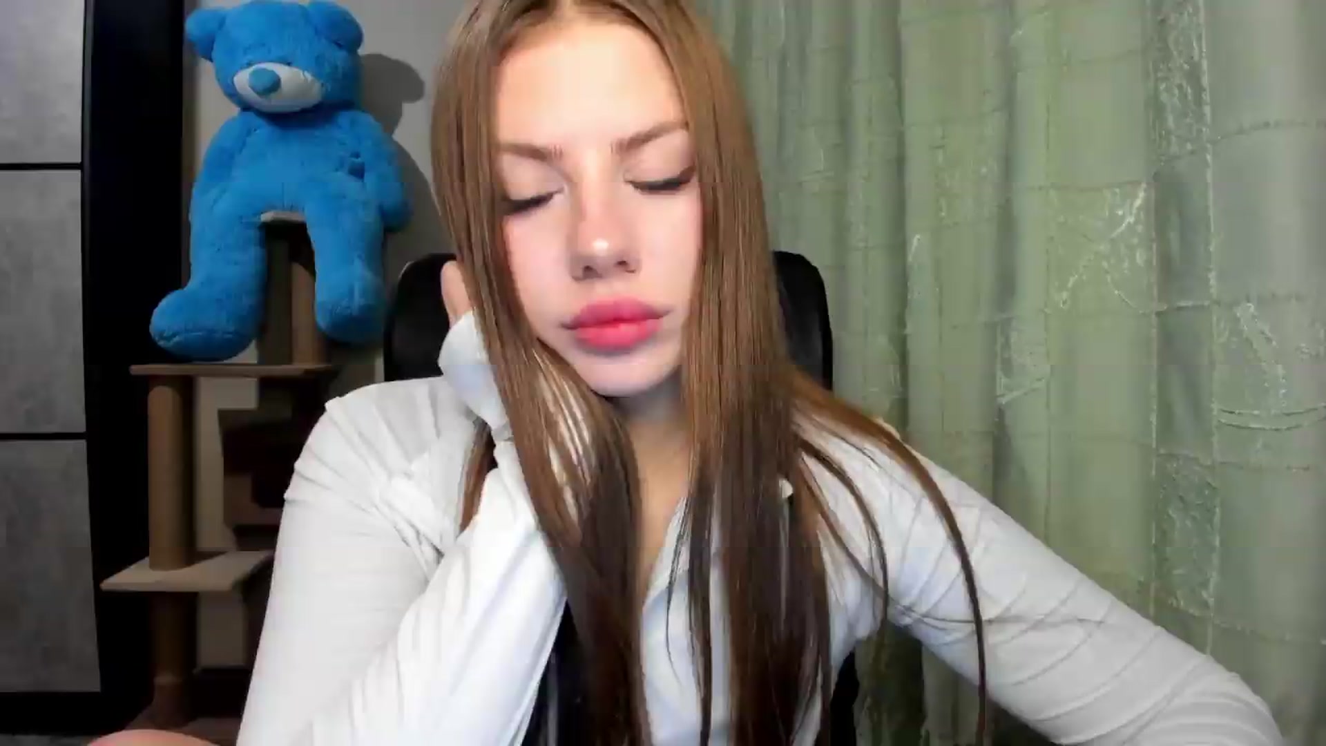Gallery image thumbnail from FlyingDream's myfreecams stream on, 09/08/2026, 19:51 image 8 of 20