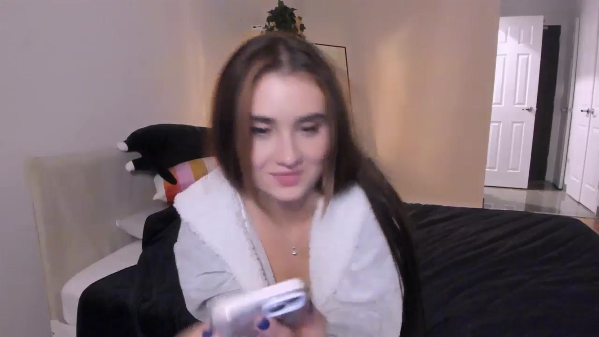 Gallery image thumbnail from FoodAndSexx's myfreecams stream on, 11/05/2023, 04:22 image 17 of 20