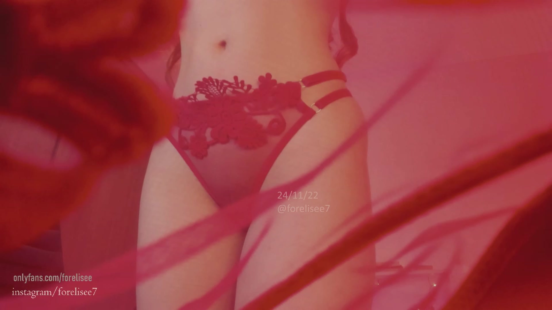 Gallery image thumbnail from ForElisee's myfreecams stream on, 11/25/2022, 07:37 image 3 of 20