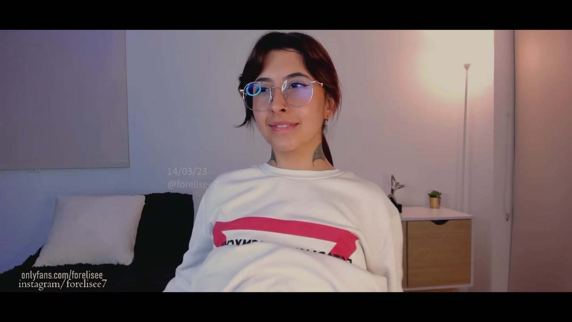 Gallery image thumbnail from ForElisee's myfreecams stream on, 03/15/2023, 11:12 image 16 of 20