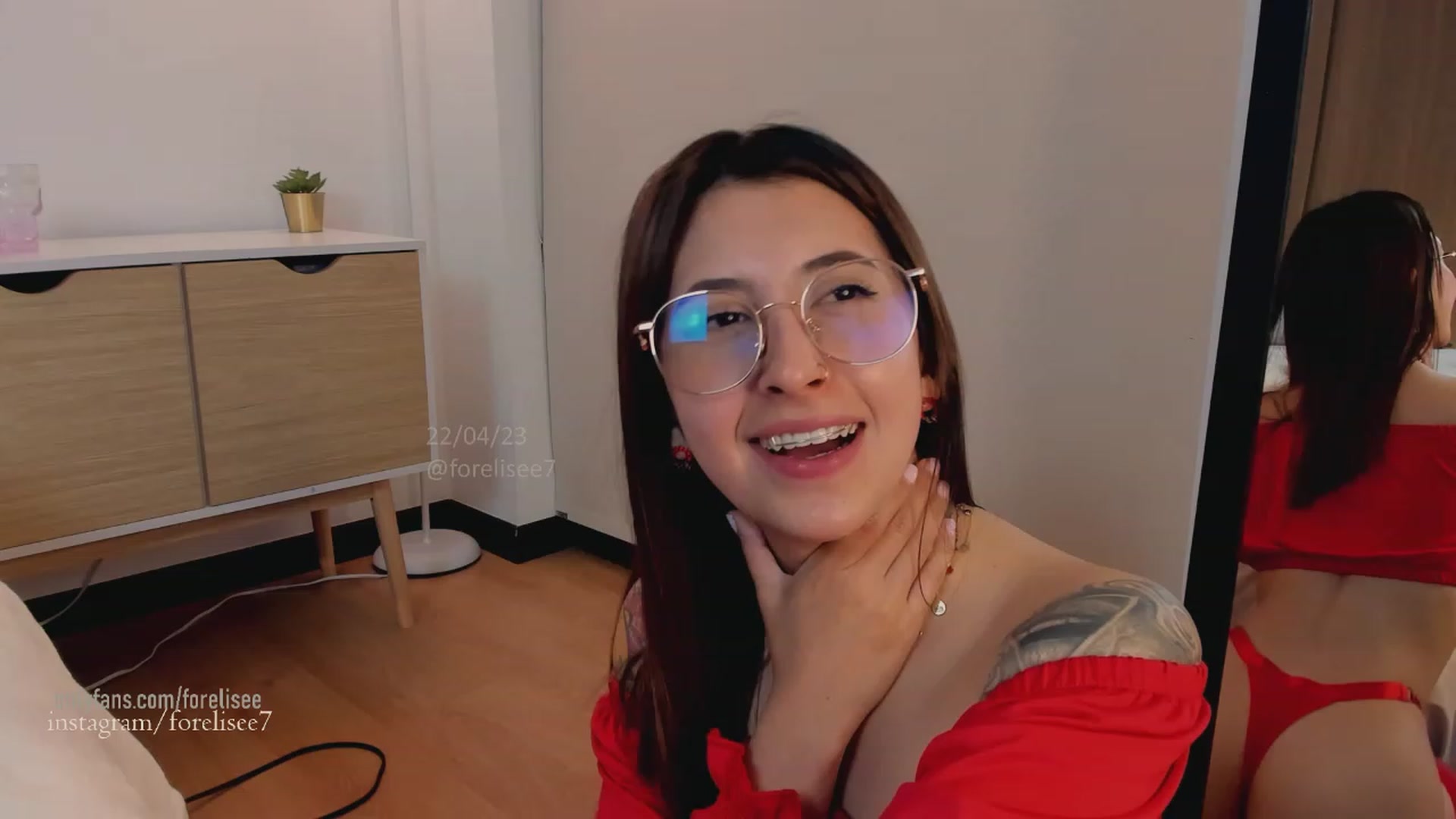 Gallery image thumbnail from ForElisee's myfreecams stream on, 04/23/2023, 09:49 image 9 of 20