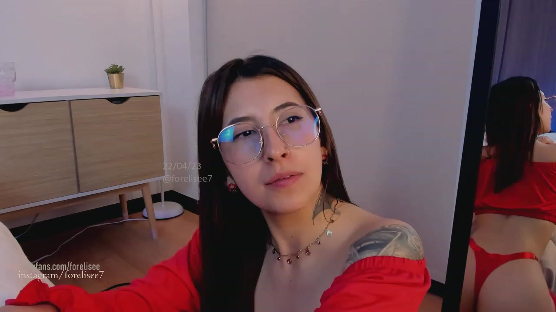 Gallery image thumbnail from ForElisee's myfreecams stream on, 04/23/2023, 09:49 image 8 of 20