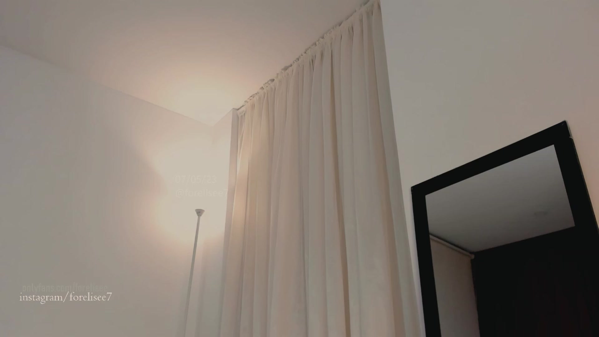 Gallery image thumbnail from ForElisee's myfreecams stream on, 05/08/2023, 09:36 image 15 of 20