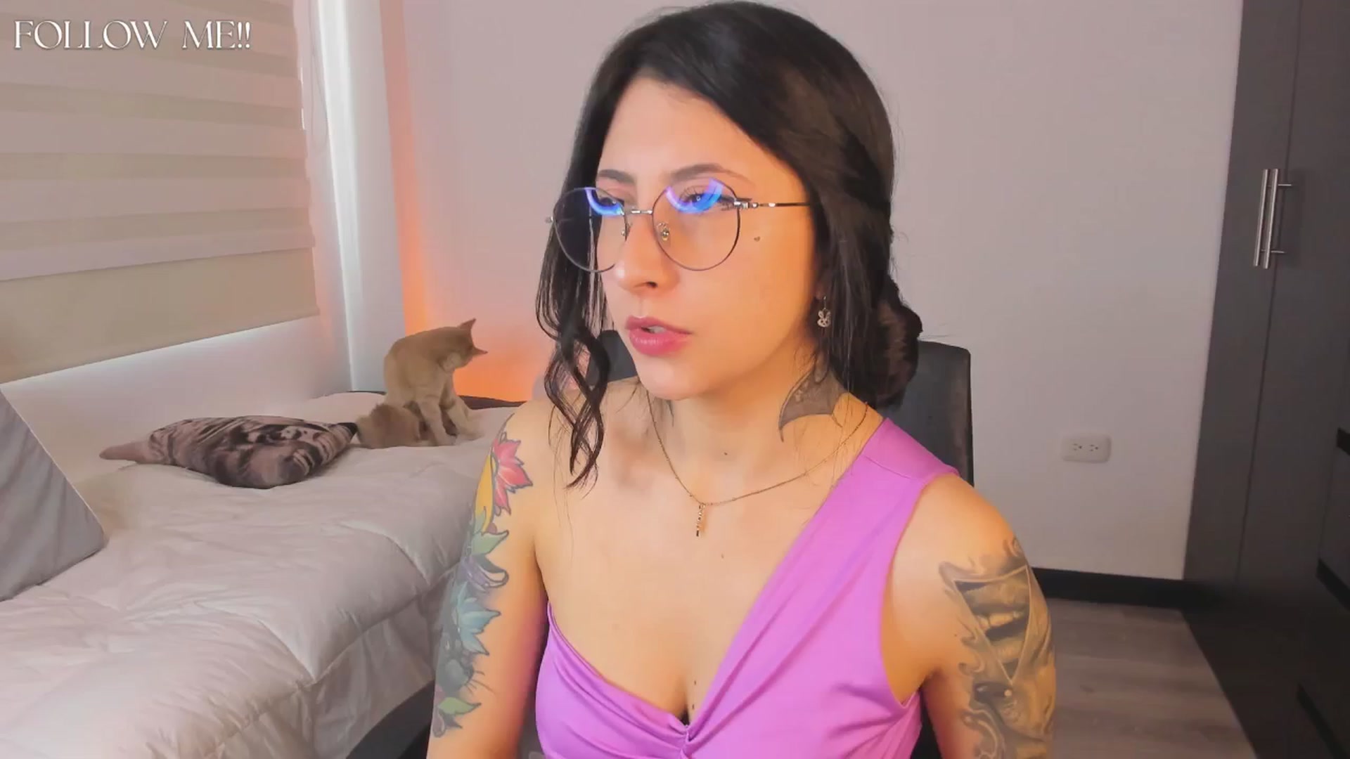Gallery image thumbnail from ForElisee's myfreecams stream on, 09/11/2024, 15:00 image 14 of 20