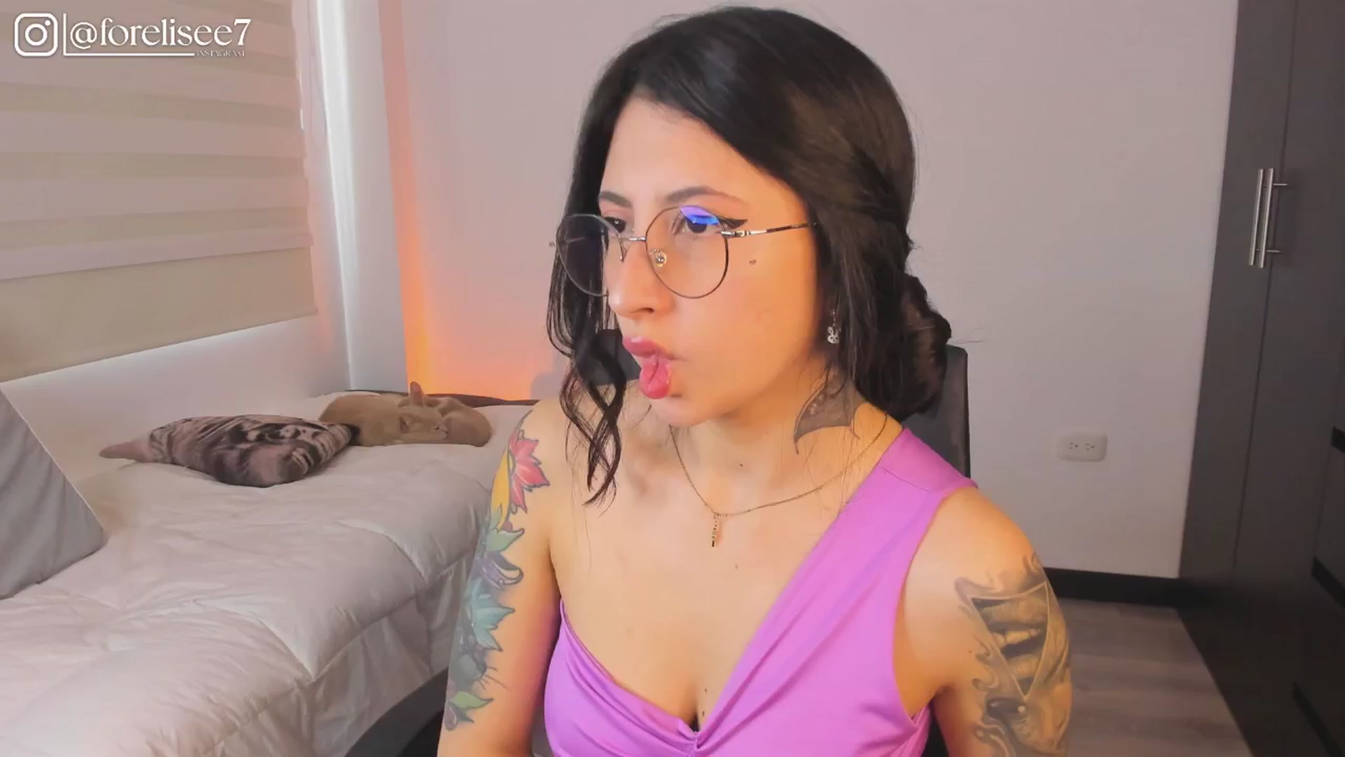 Gallery image thumbnail from ForElisee's myfreecams stream on, 09/11/2024, 15:00 image 16 of 20