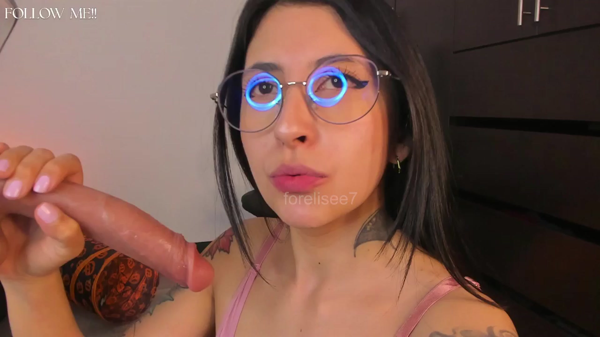 Gallery image thumbnail from ForElisee's myfreecams stream on, 10/15/2024, 08:24 image 12 of 20