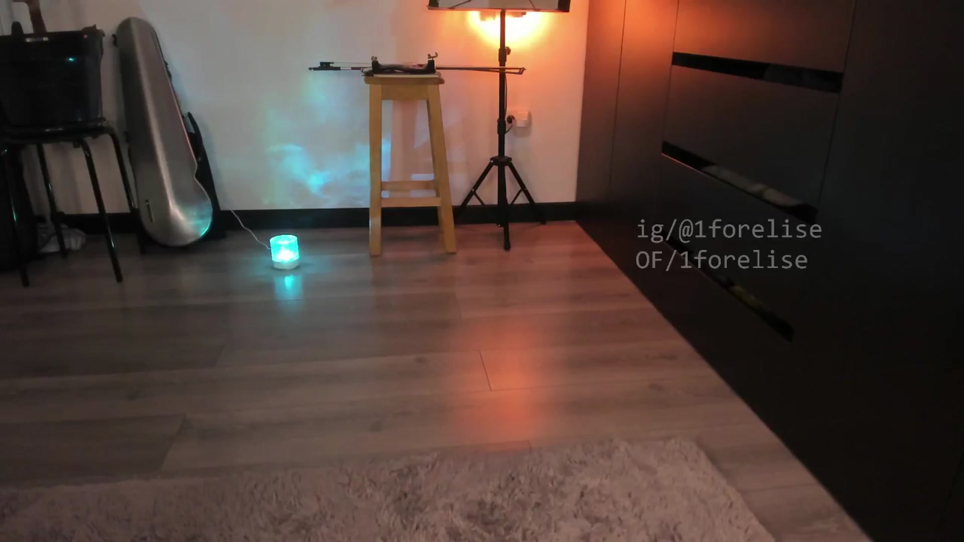 Gallery image thumbnail from ForElisee's myfreecams stream on, 04/25/2026, 09:29 image 17 of 20