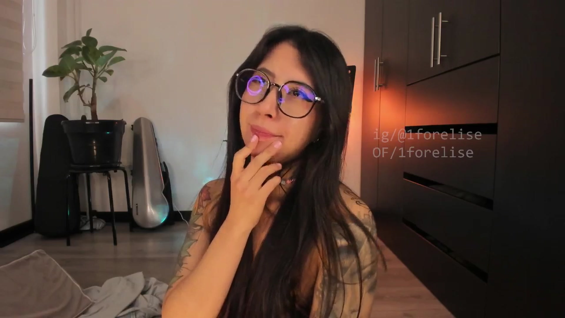 Gallery image thumbnail from ForElisee's myfreecams stream on, 04/25/2026, 12:48 image 20 of 20