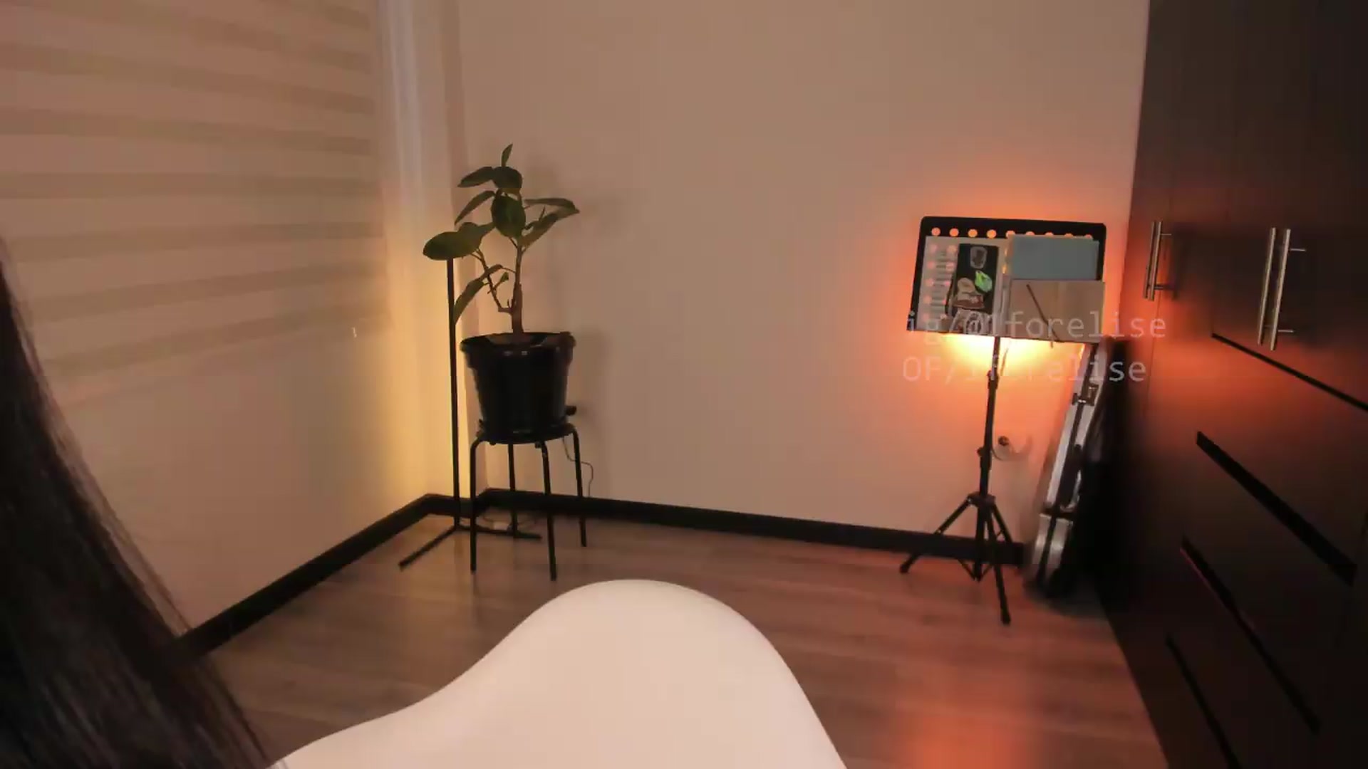 Gallery image thumbnail from ForElisee's myfreecams stream on, 08/14/2026, 23:27 image 3 of 20
