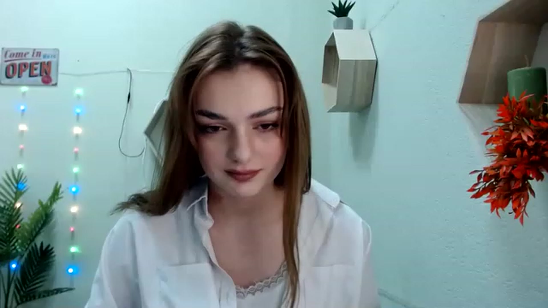 Gallery image thumbnail from For_Love_'s myfreecams stream on, 11/16/2022, 17:22 image 16 of 20