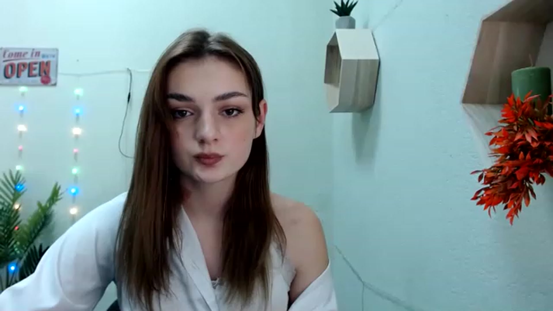Gallery image thumbnail from For_Love_'s myfreecams stream on, 11/16/2022, 18:44 image 4 of 20